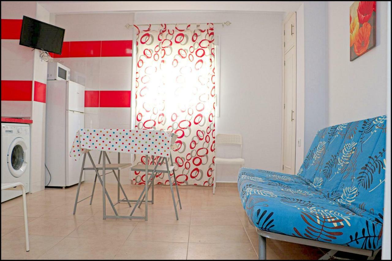 Apartamento Con Wifi En El Centro コニル・デ・ラ・フロンテラ エクステリア 写真